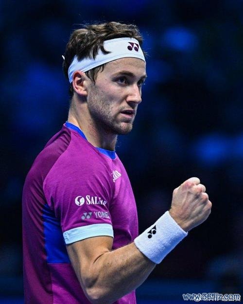 ATP总决赛阿尔卡拉斯小组出局 鲁德半决赛战辛纳