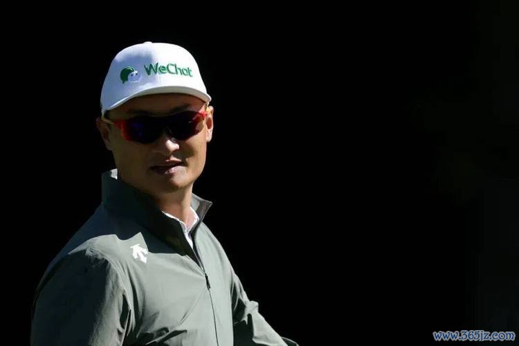 BMW欧洲锦标赛诺伦并列领先第三轮 李昊桐T31