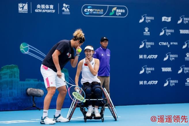 吴尊张之臻携网球场上的“轮椅舞者” 共赴名人精英表演赛