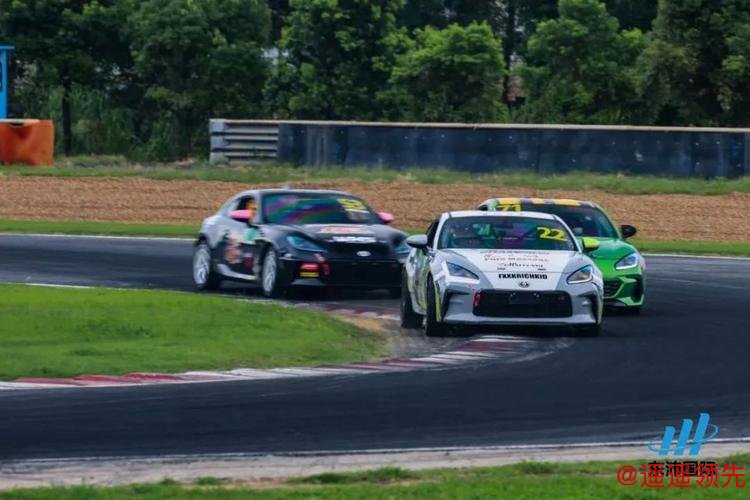 双喜临门！澳门路车挑战赛基亚车队大获全胜